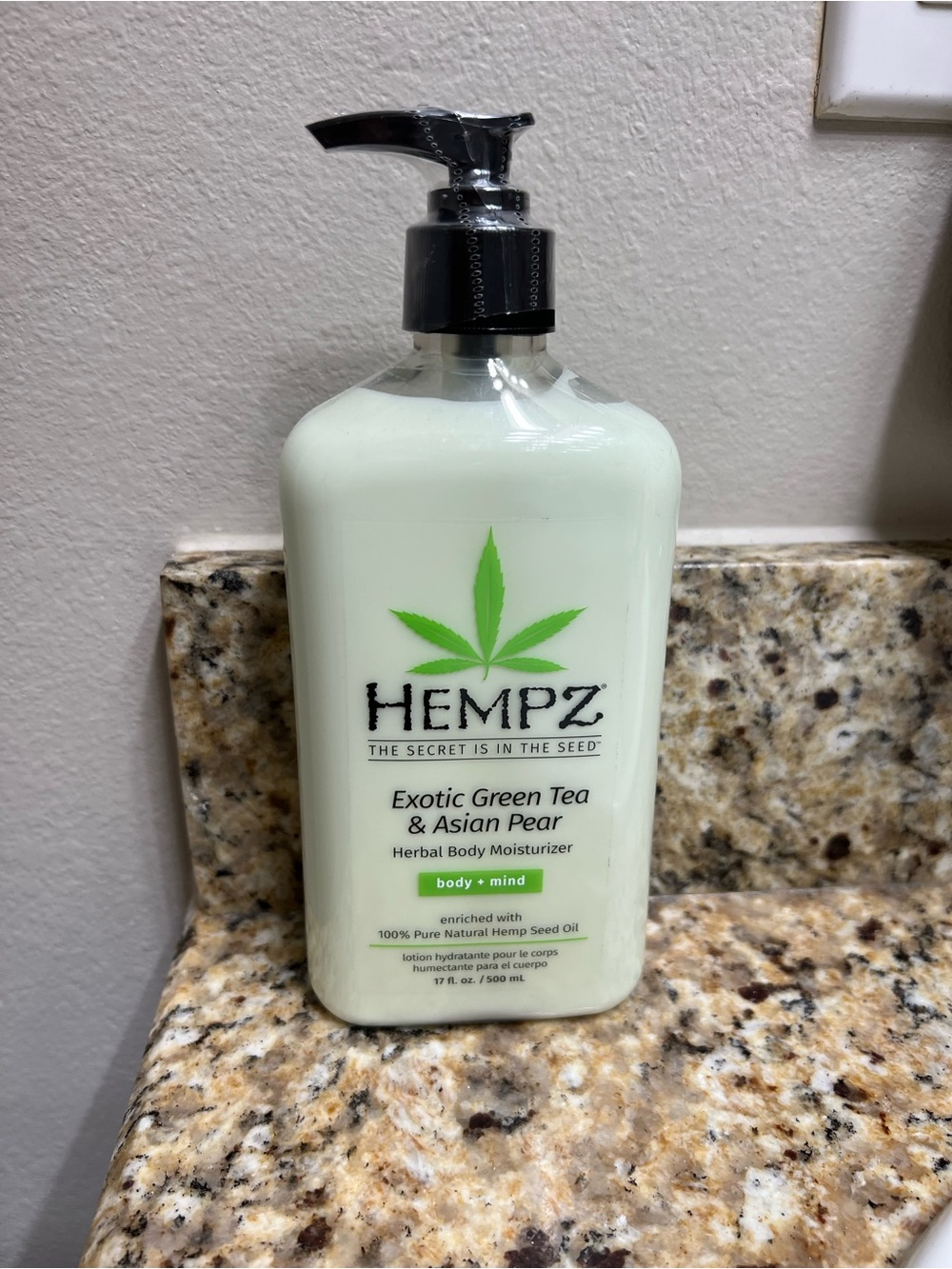 HEMPZ Exotic Green Tea & Asian Pear Herbal Body Moisturizer